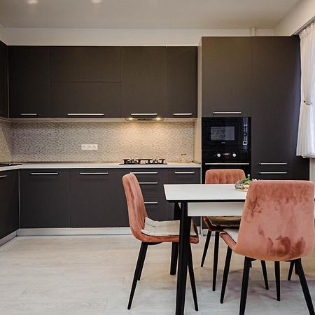 Apartamento Elegant Escape In Chisinau! Exterior foto
